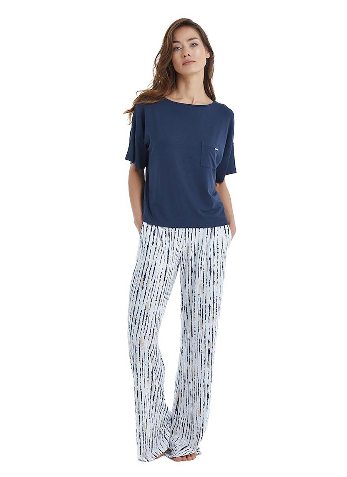 Kadın Kısa Kol Lacivert Lenzing Micro Modal Pijama Takımı C2T7N3O15