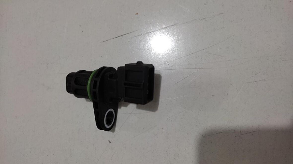 SENSÖR KRANK MİLİ POZİSYON SPORTAGE 2,0 04-09 / 39180-23910