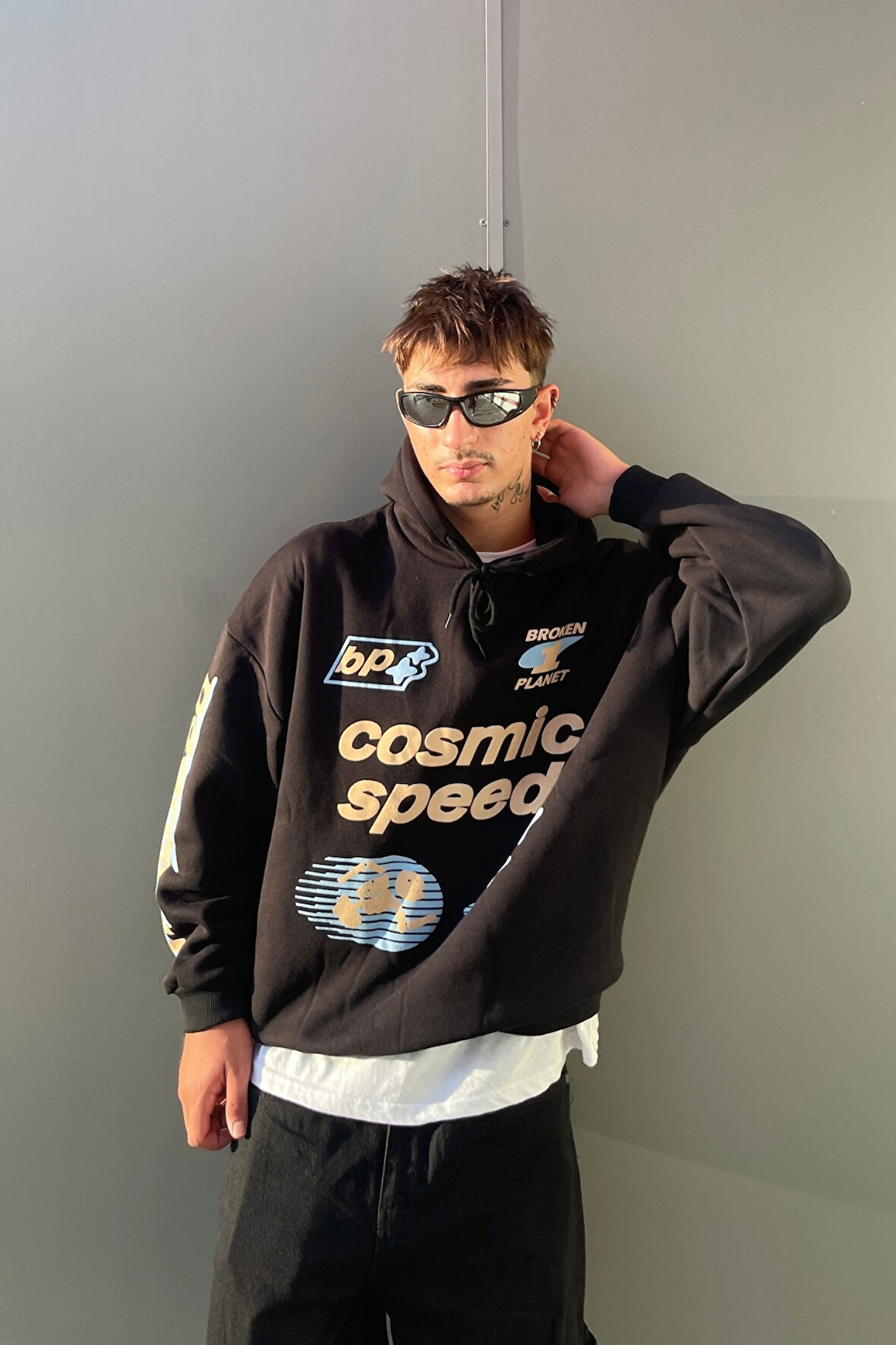 Cosmic Speed Oversize Kabartma Baskılı Hoodie