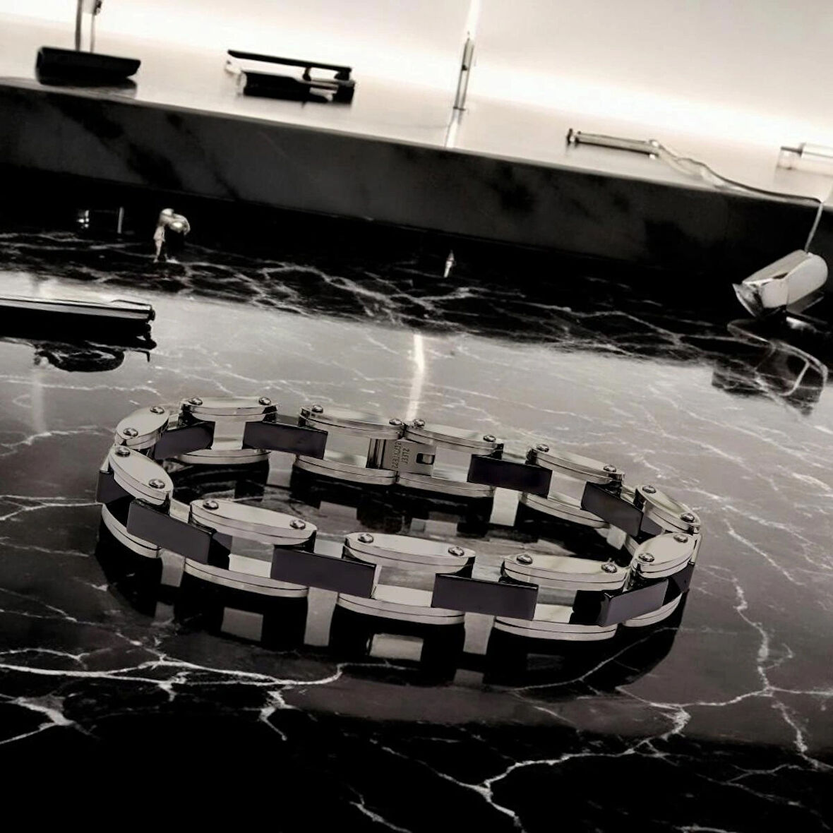 %100 Çelik Siyah Köşeli Arnavut Zincir Bileklik