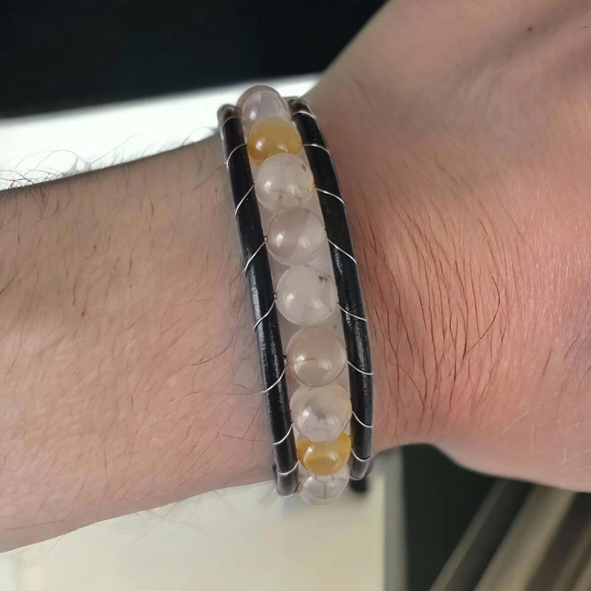 Kauçuk Kayışlı '' 3 Kuru Kafa '' Figürlü Bileklik Krom Kapama 