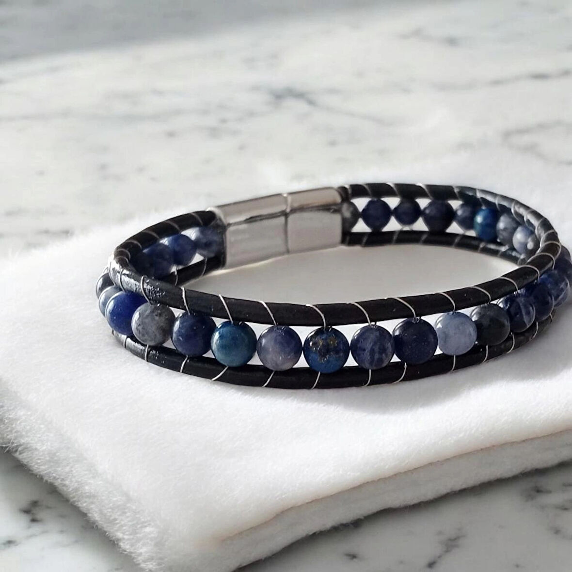 %100 Deri Ve Doğal Hematit Taşlı Krom Kapama Bileklik 21 cm