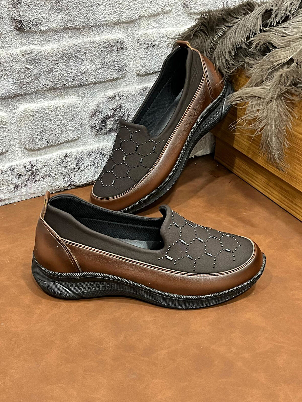 Ortopedik Taşlı Rahat Yumuşak Lioss Kadın Anne Ayakkabısı