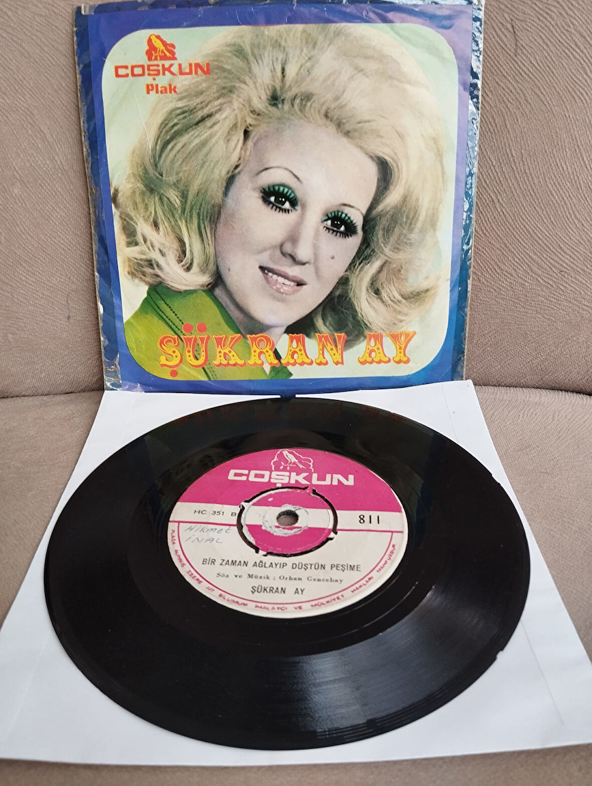 Şükran Ay Benimde Canım Var / Bir Zaman Ağlayıp Düştün Peşime  - Türkiye Basım  45 lik Plak