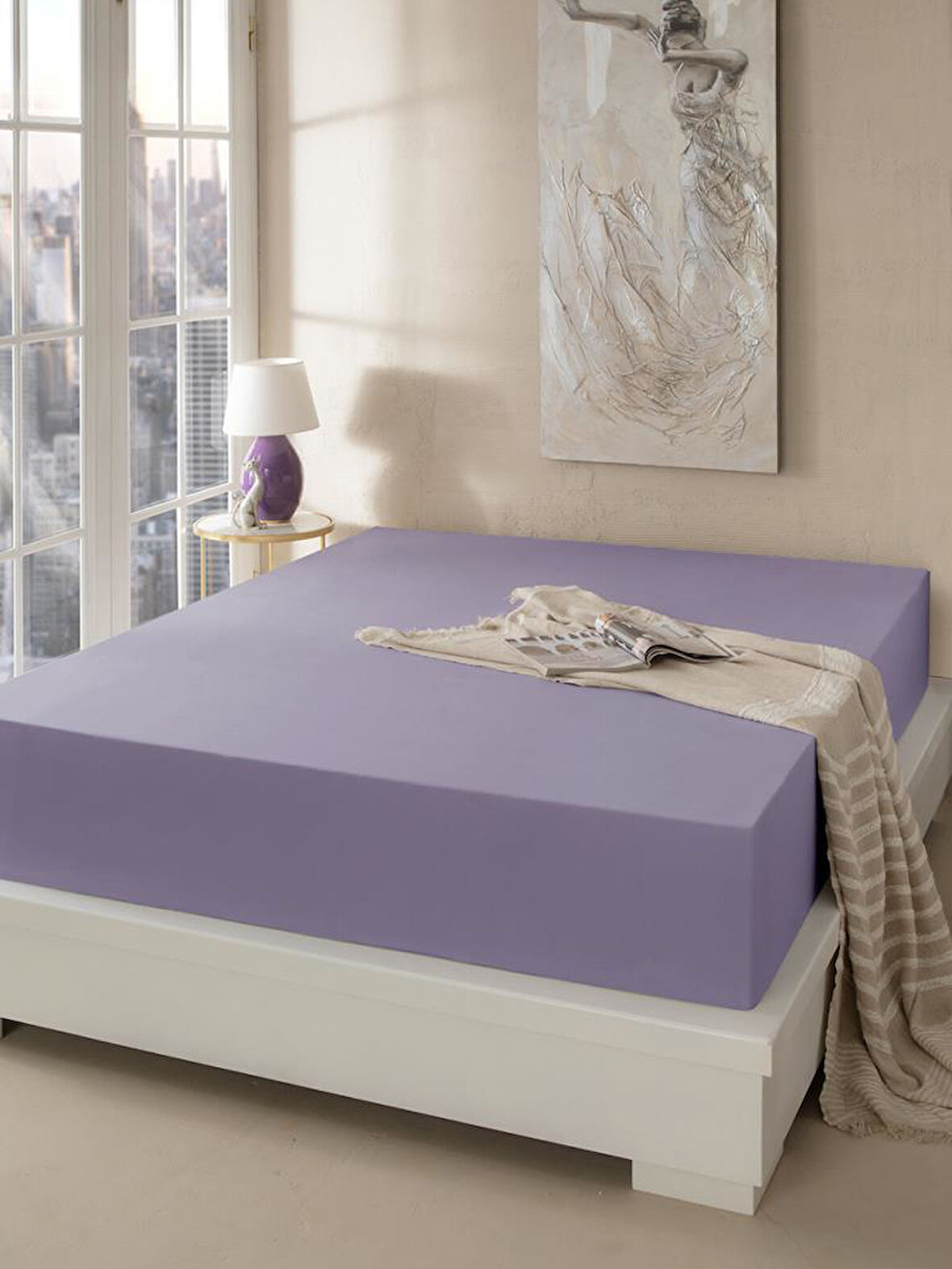 Geniş Yataklara Uygun Saten Çarşaf – Kaygan Dokulu, Modern Şıklık