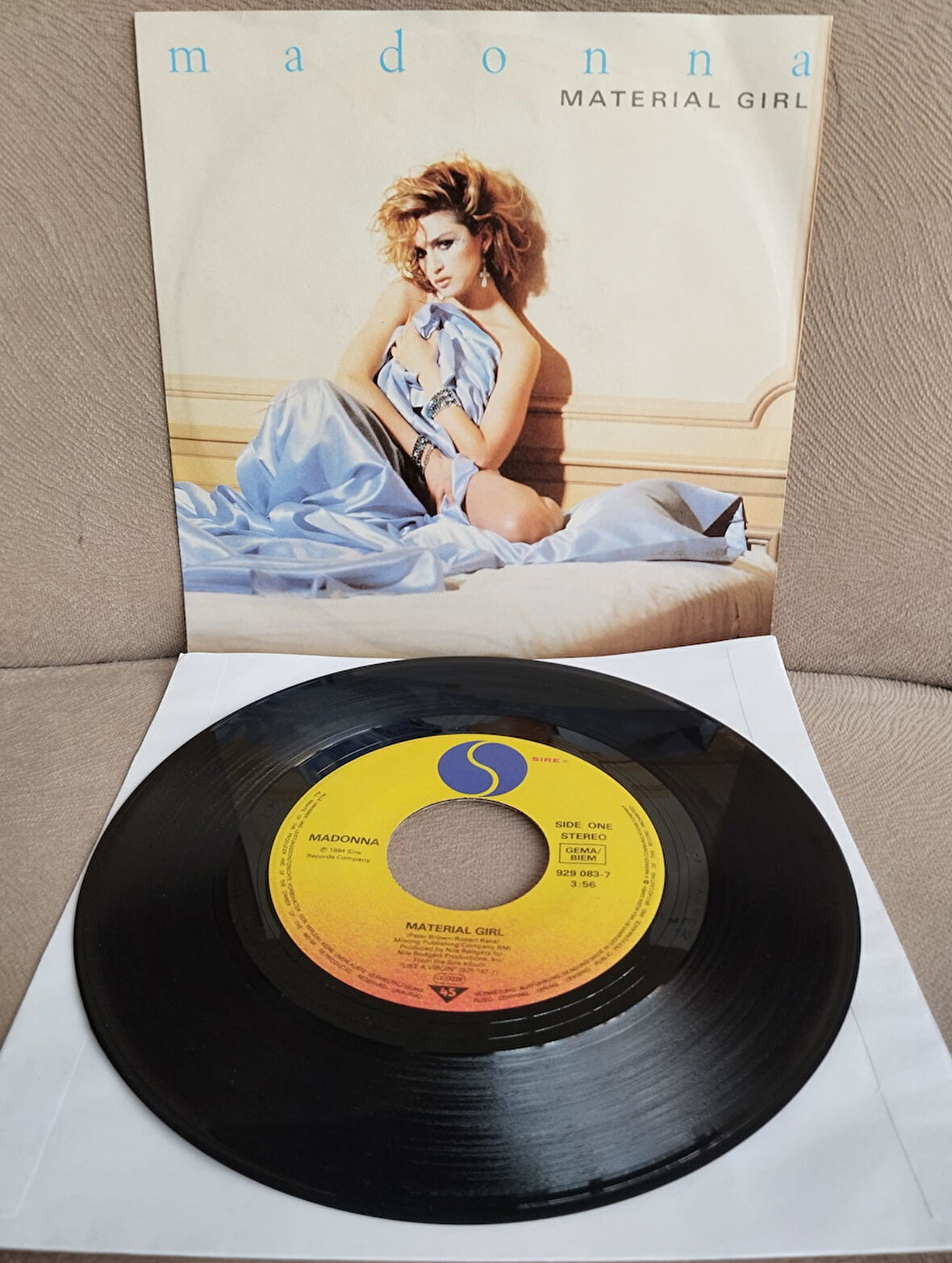 Madonna – Material Girl  - 1985  Almanya  Basım 45 LİK PLAK