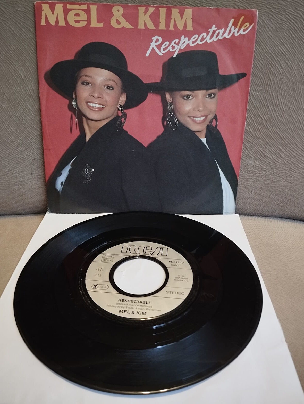 Mel & Kim – Respectable - 1987  Avrupa Basım 45lik Plak