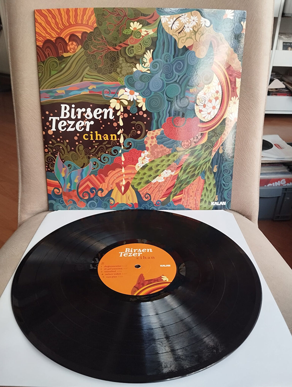 Birsen Tezer –  Cihan -  2014 Türkiye Basım 33’lük  LP Plak