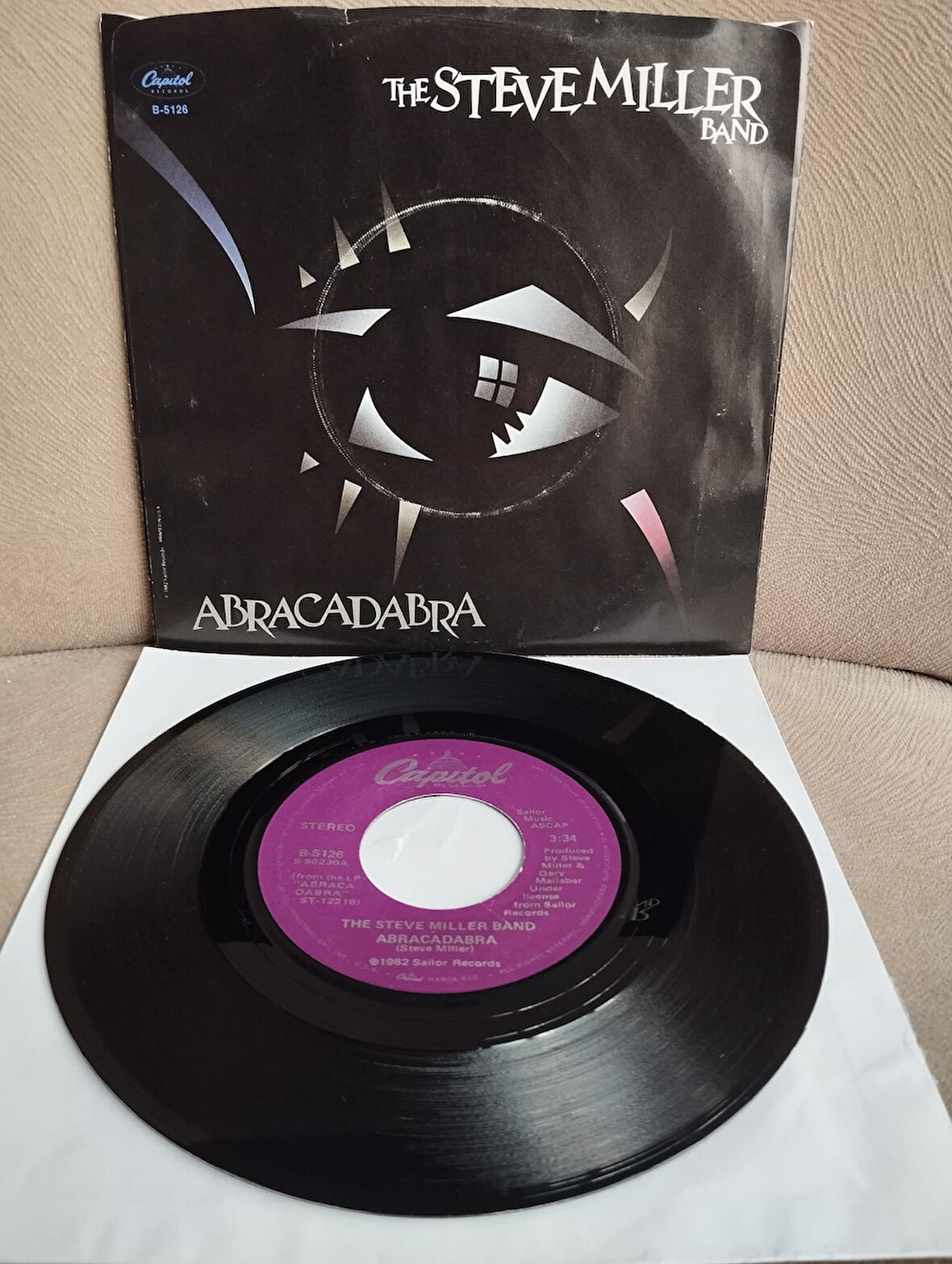 The Steve Miller Band  – Abracadabra / Baby Wanna Dance  - 1982  U.S.A.  Basım 45 LİK PLAK