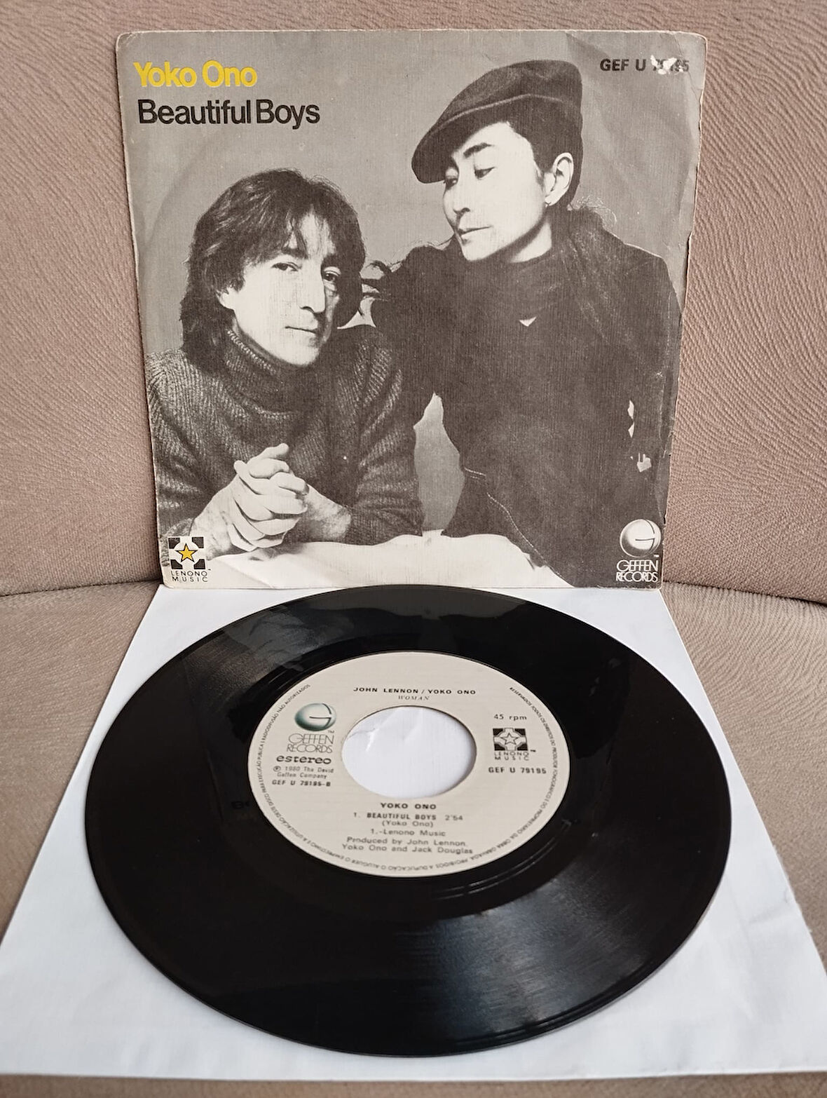 John Lennon / Yoko Ono – Woman  - 1981 Portekiz  Basım 45 LİK PLAK - 2. El