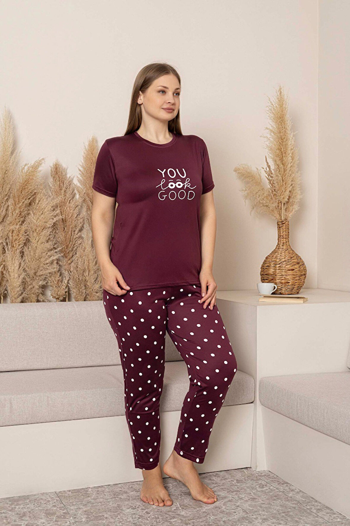 Kadın Bisiklet Yaka Düğmesiz Battal Kesim Viskon Yazlık Kısa Kol Büyük Beden Pijama Takımı