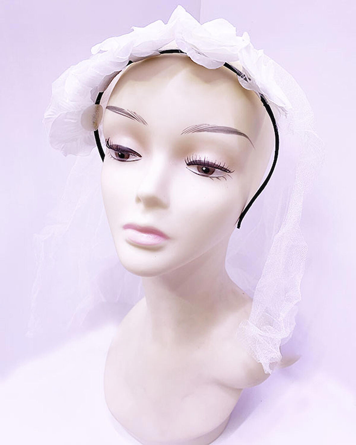 Uzun Duvaklı Üstü Beyaz Çiçekli Parti Tacı (3984)