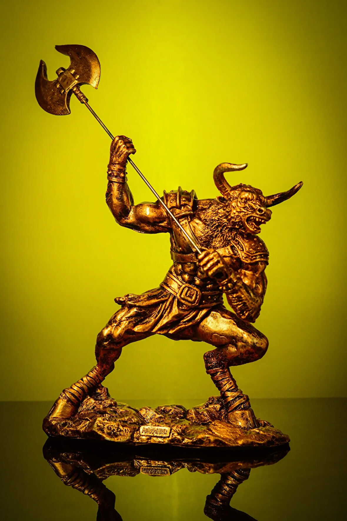 Narçiçeği Takı Özel Tasarım Büyük Boy Minotor Minotauros Altın / Bronz Heykel Biblo