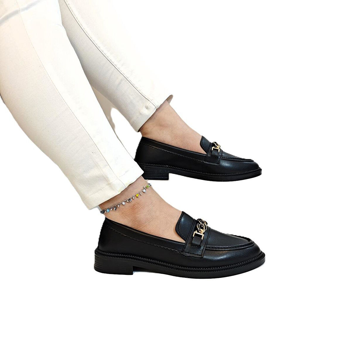 Fiyra 4016 Siyah Cilt Kaymaz Leofer Günlük Kadın Ayakkabı