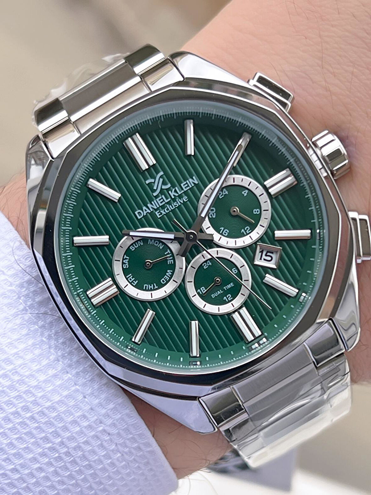 Daniel Klein İç Fonksiyonları Aktif 30 Mt Suya Dayanıklı 2 Yıl Garantili Erkek Kol Saati FDK.10004F3