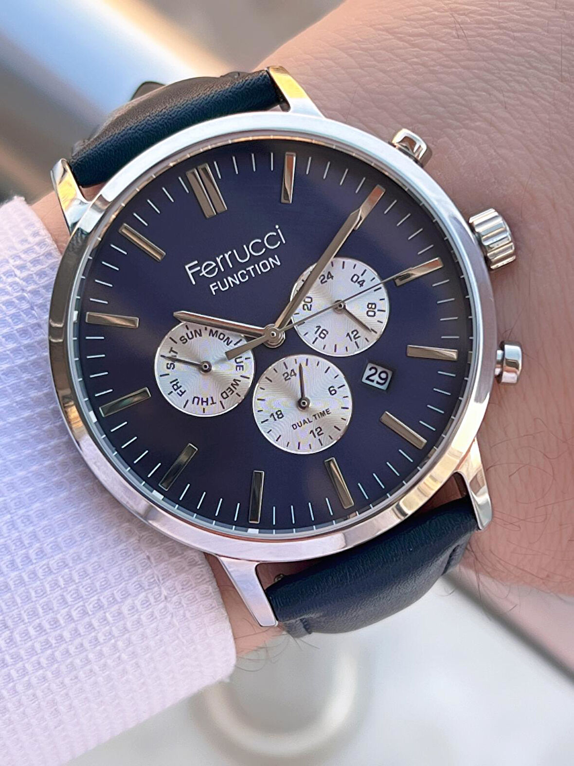 Ferrucci Çift Kordonlu Deri Ve Çelik Hasırlı İç Fonksiyonları Aktif 3 Atm Erkek Kol Saati EFC.03L.02