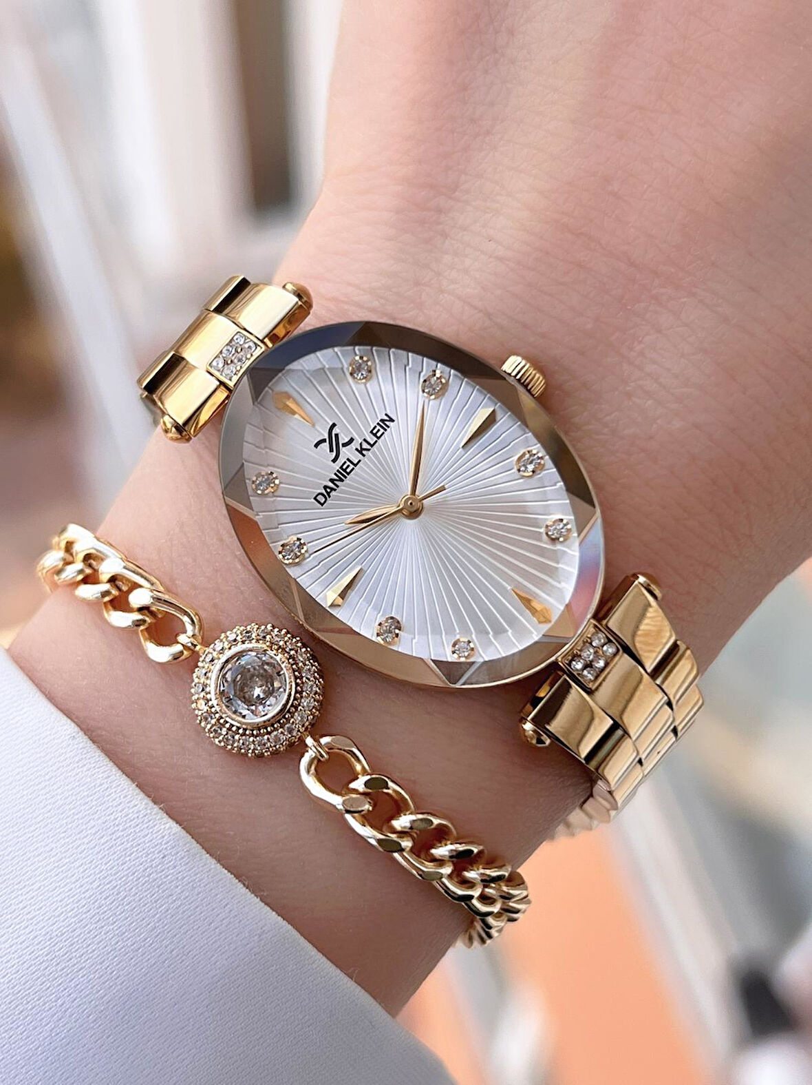 Daniel Klein Kristal Kesme Camlı Çelik Kordon 3Atm Suya Dayanıklı Kadın Kol Saati+Bileklik F13954.M2