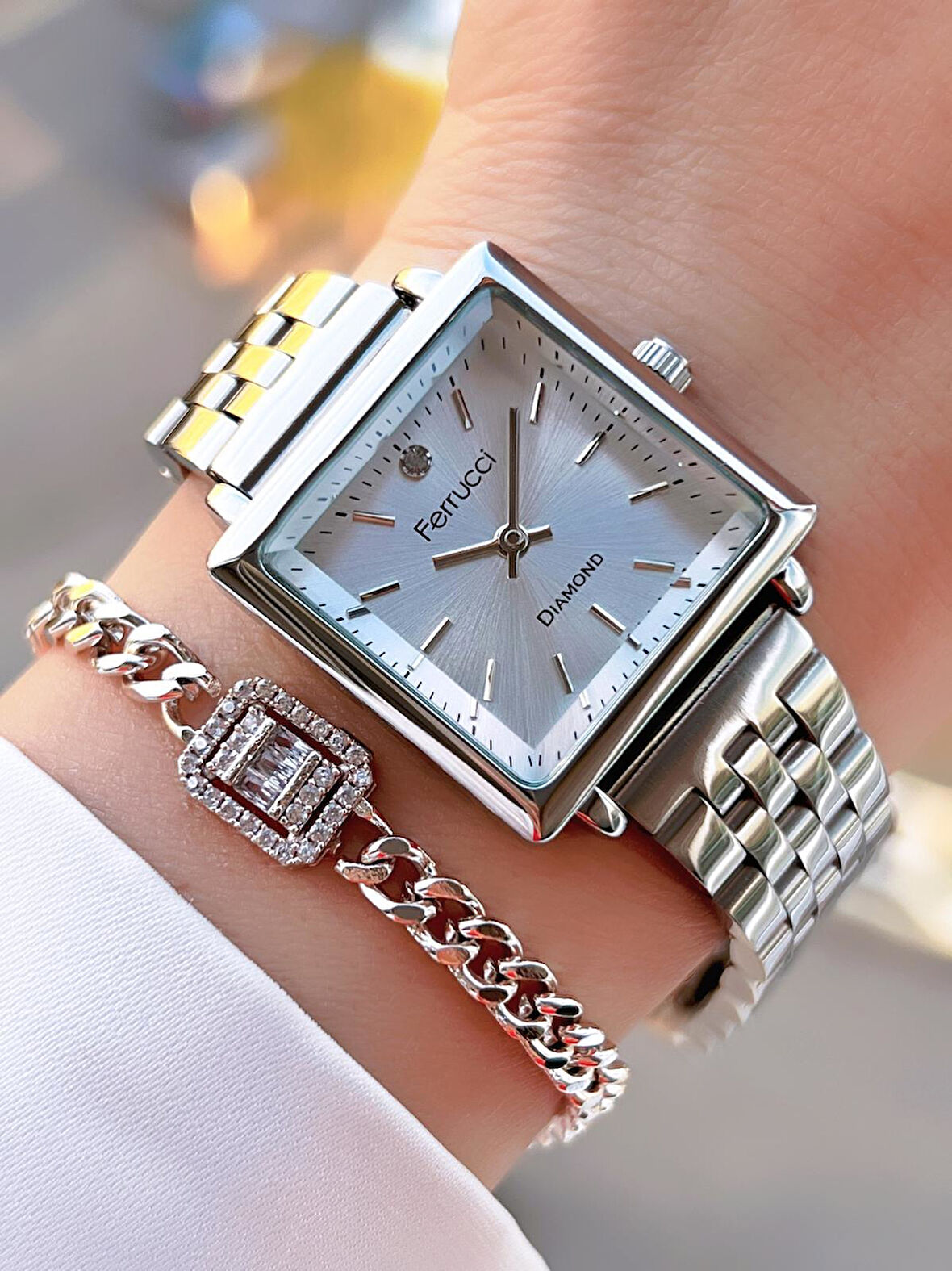 Ferrucci Kristal Camlı Çelik Kordon 2 Yıl Garantili 3 Atm Kadın Kol Saati+Bileklik NS.FRC.0041.L1