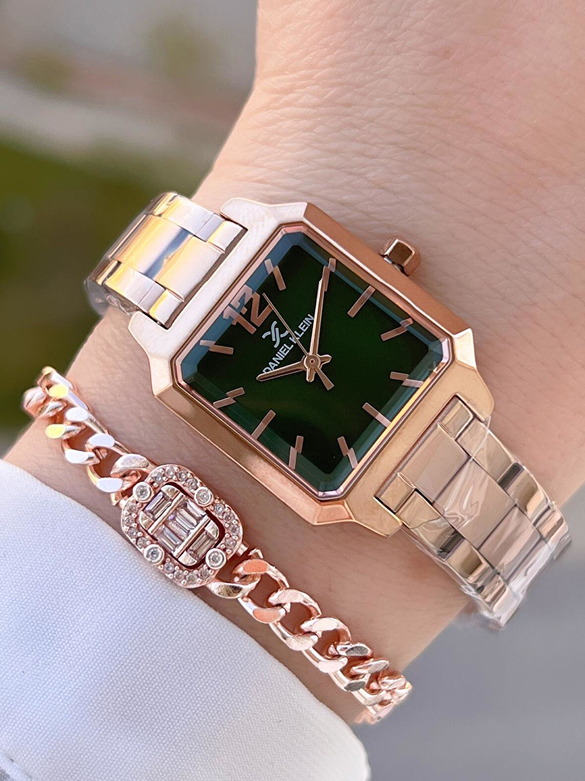 Daniel Klein Çelik Kordon 2 Yıl Garantili 3 Atm Suya Dayanıklı+Bileklik Kadın Kol Saat BFG.13713.10