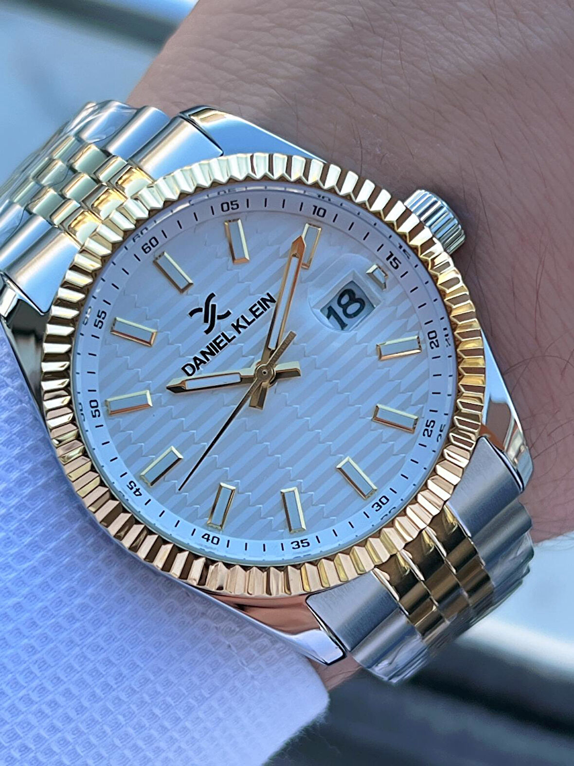 Daniel Klein Takvimli Kadran Rolex Kasa 30 Mt Suya Dayanıklı 2 Yıl Garantili Erkek Kol Saati FG.DK13985.7