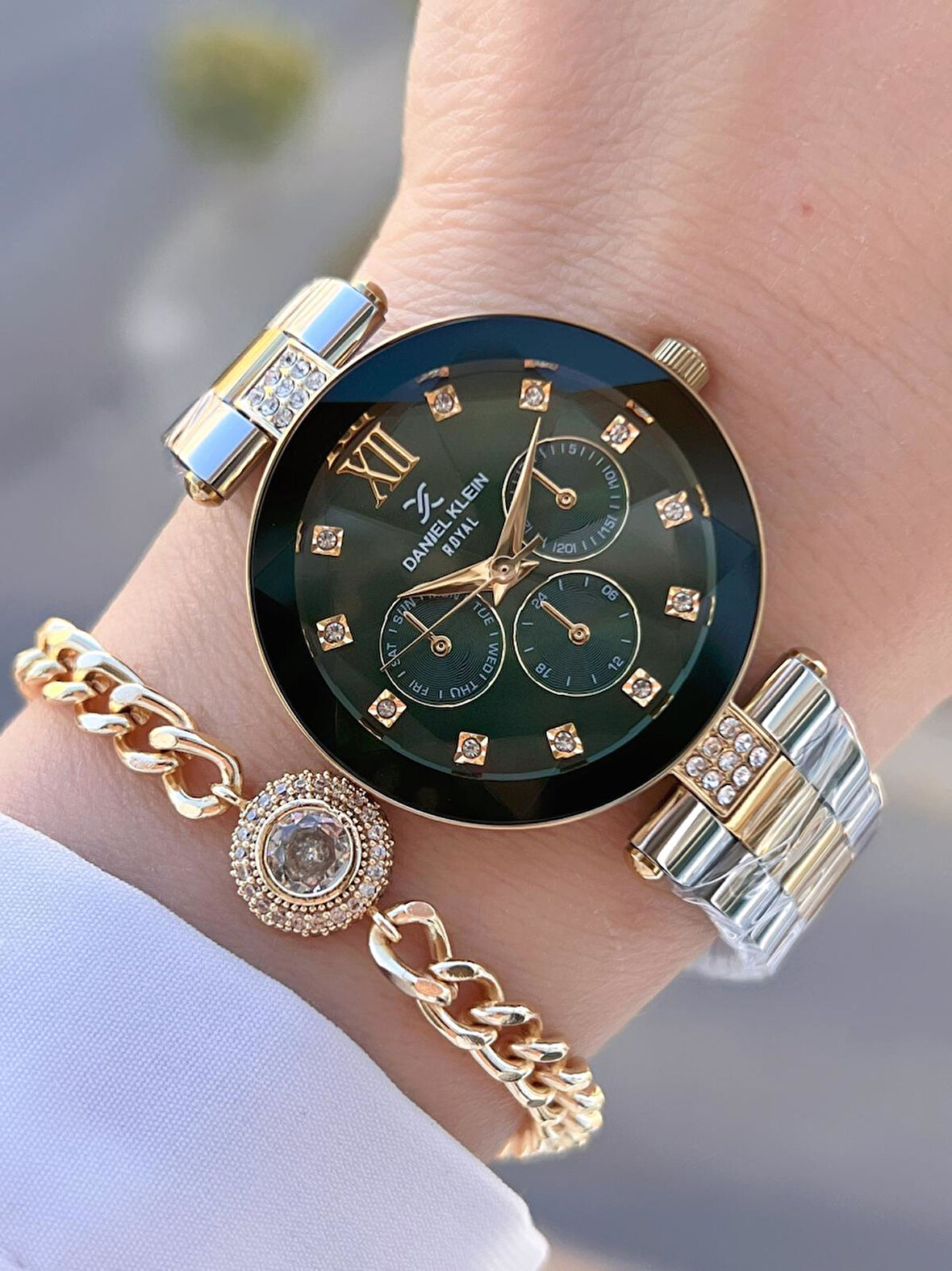 Daniel Klein Çelik Kordon 30 Mt Suya Dayanıklı Kadın Kol Saati+Bileklik BYN.10728.M4