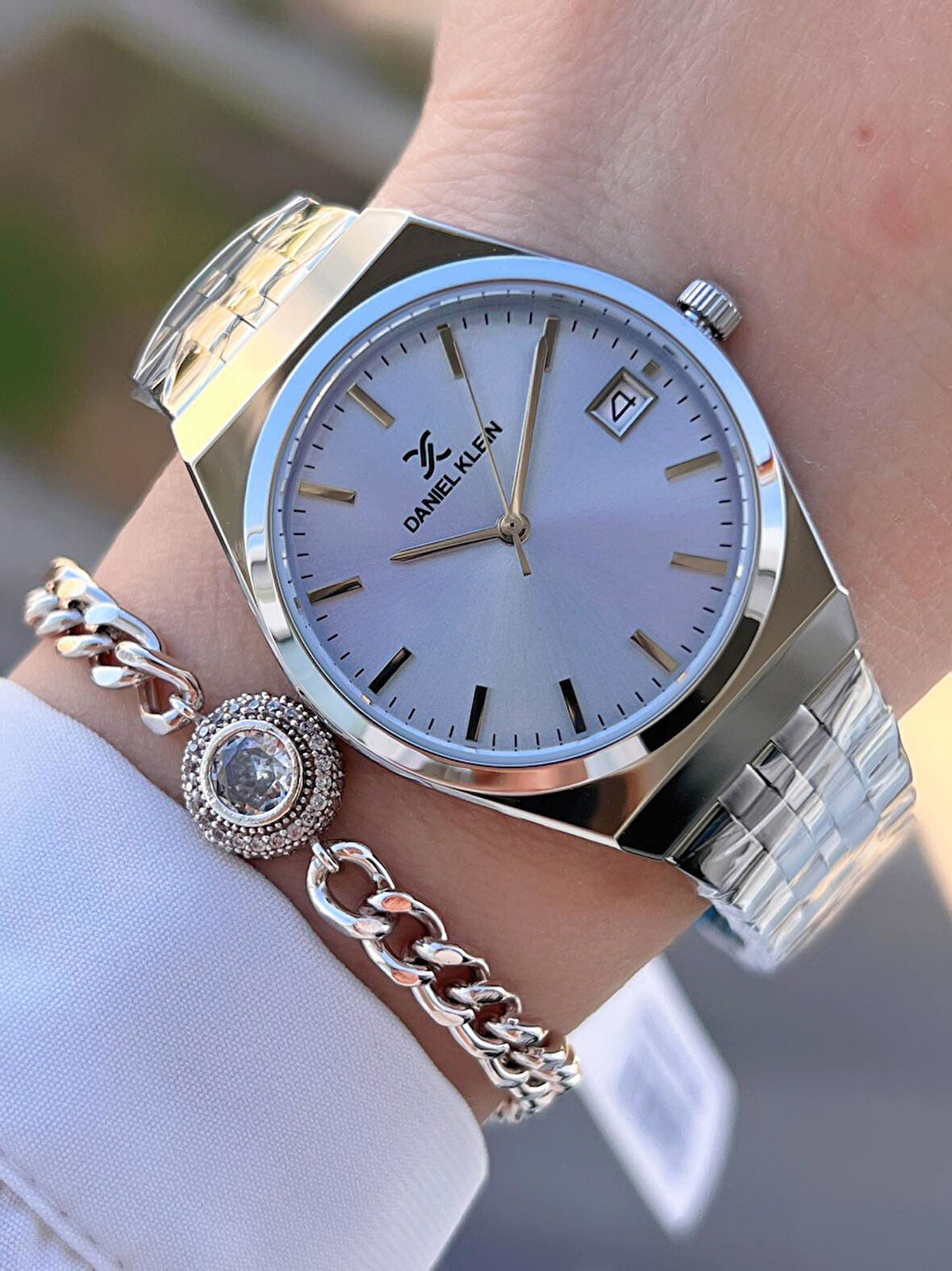 Daniel Klein Çelik Kordon 30 Mt Suya Dayanıklı Kadın Kol Saati+Bileklik BYN.14052.M5