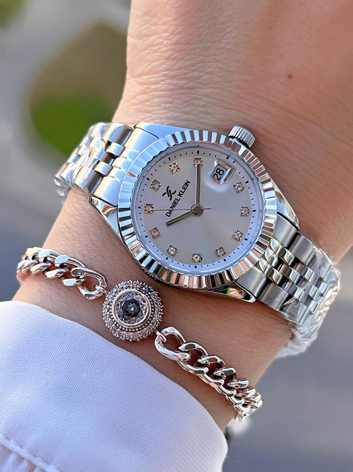 Daniel Klein Çelik Kordon 30 Mt Suya Dayanıklı Kadın Kol Saati+Bileklik BYN.13969.12