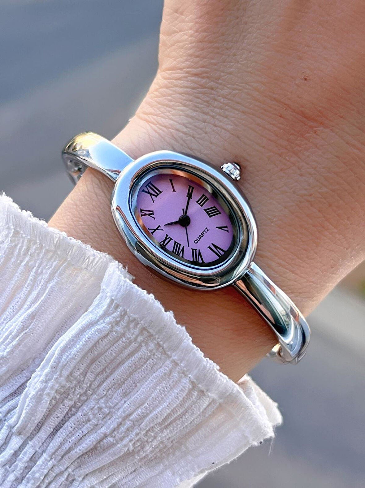 Coliseum Çelik Kordon Cartier Model Elips (Oval) Tasarım Kadın Kol Saati FG.CRT.009