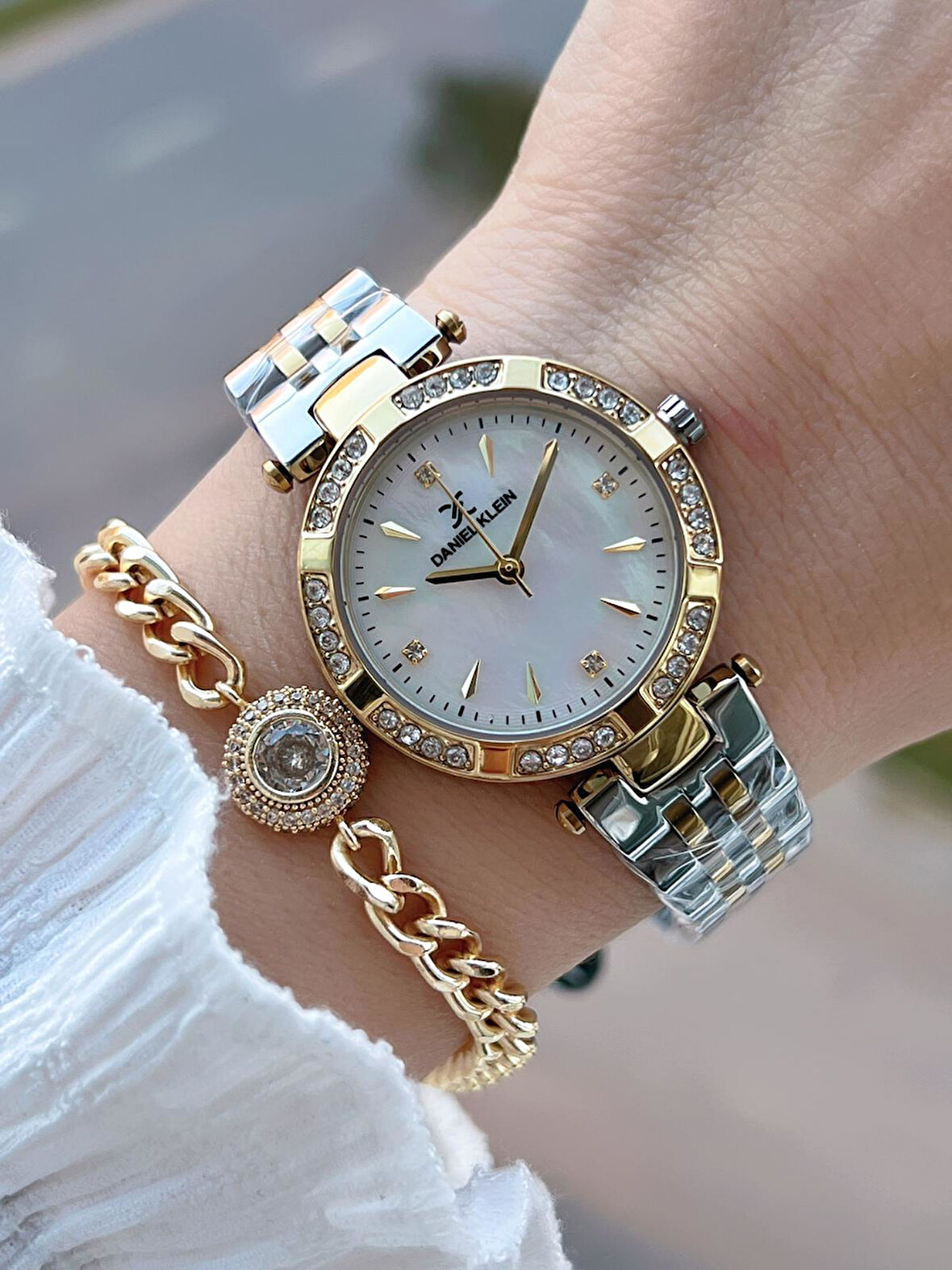 Daniel Klein 2 Yıl Garantili Çelik Kordon 30 Mt Suya Dayanıklı Kadın Kol Saati+Bileklik BF.G.10109.4