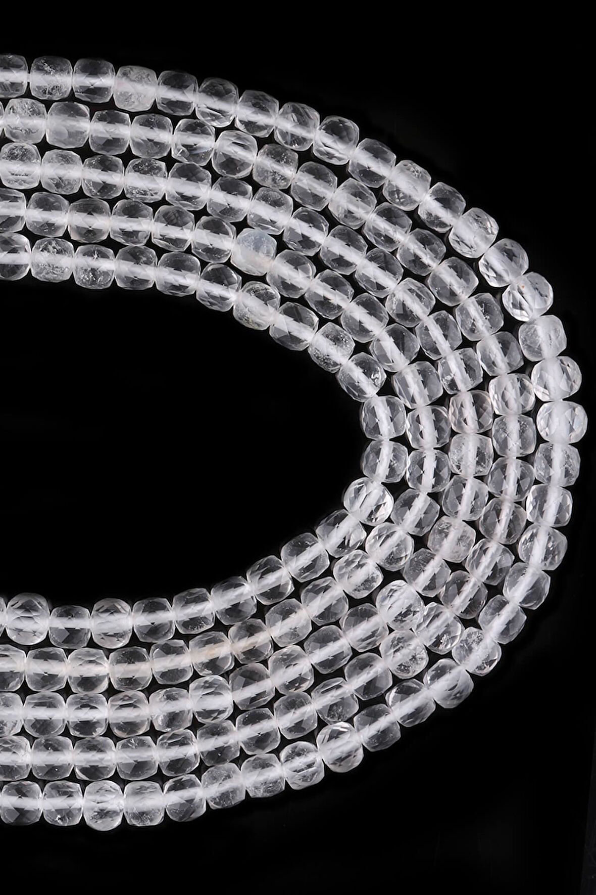 4X4 MM Küp Kesim Kristal Kuvars Taşı Dizi - DZ3895
