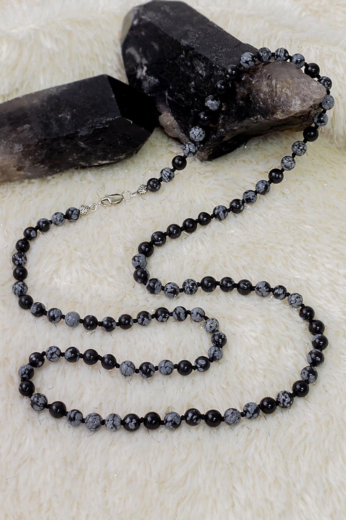 Karlı Obsidyen Taşı Kolye