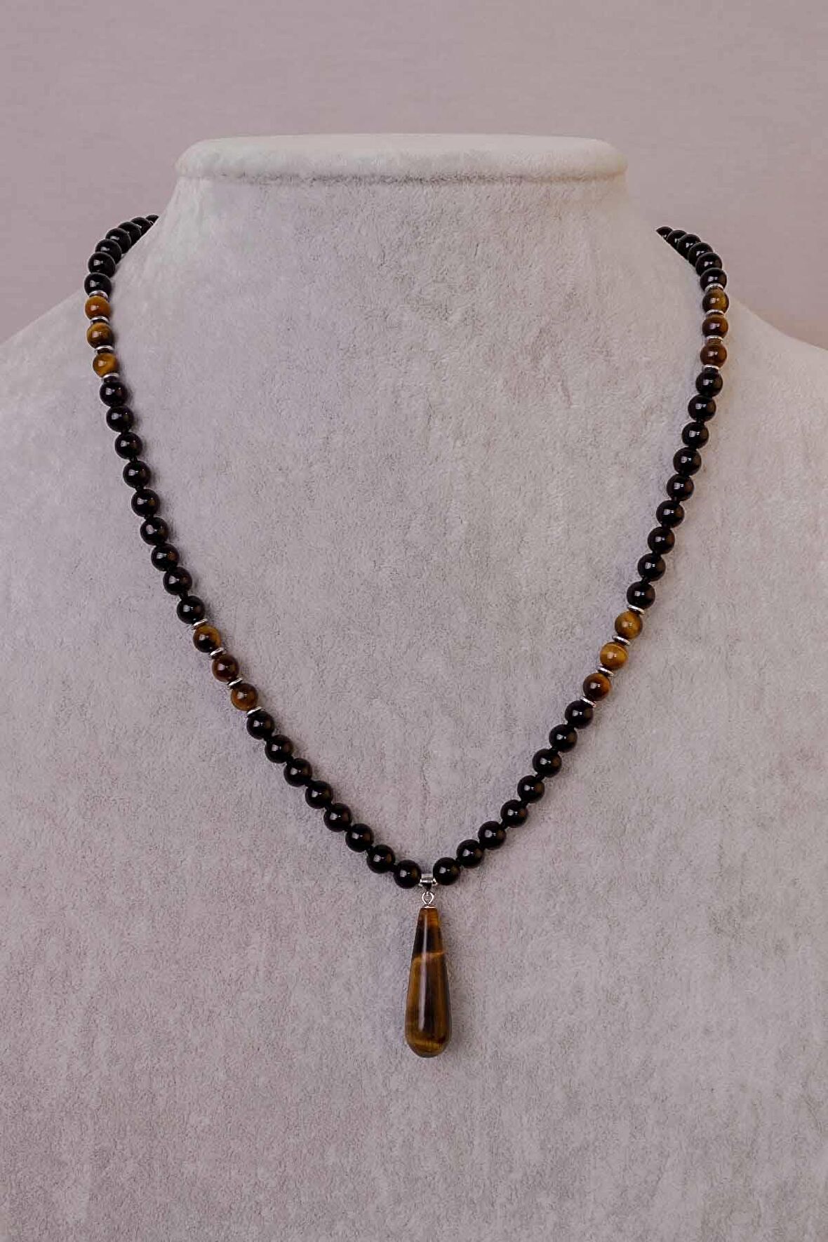 Kaplan Gözü ve Oniks Taşı Kolye