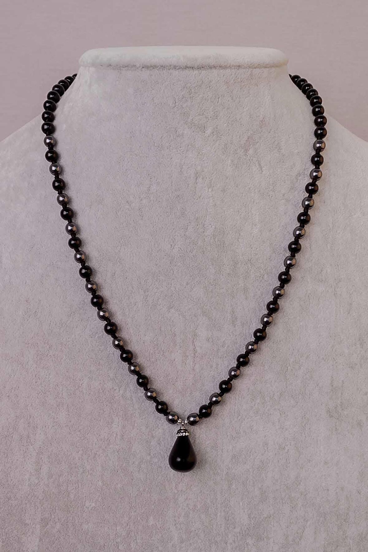 Siyah Akik, Oniks ve Hematit Taşı Kolye