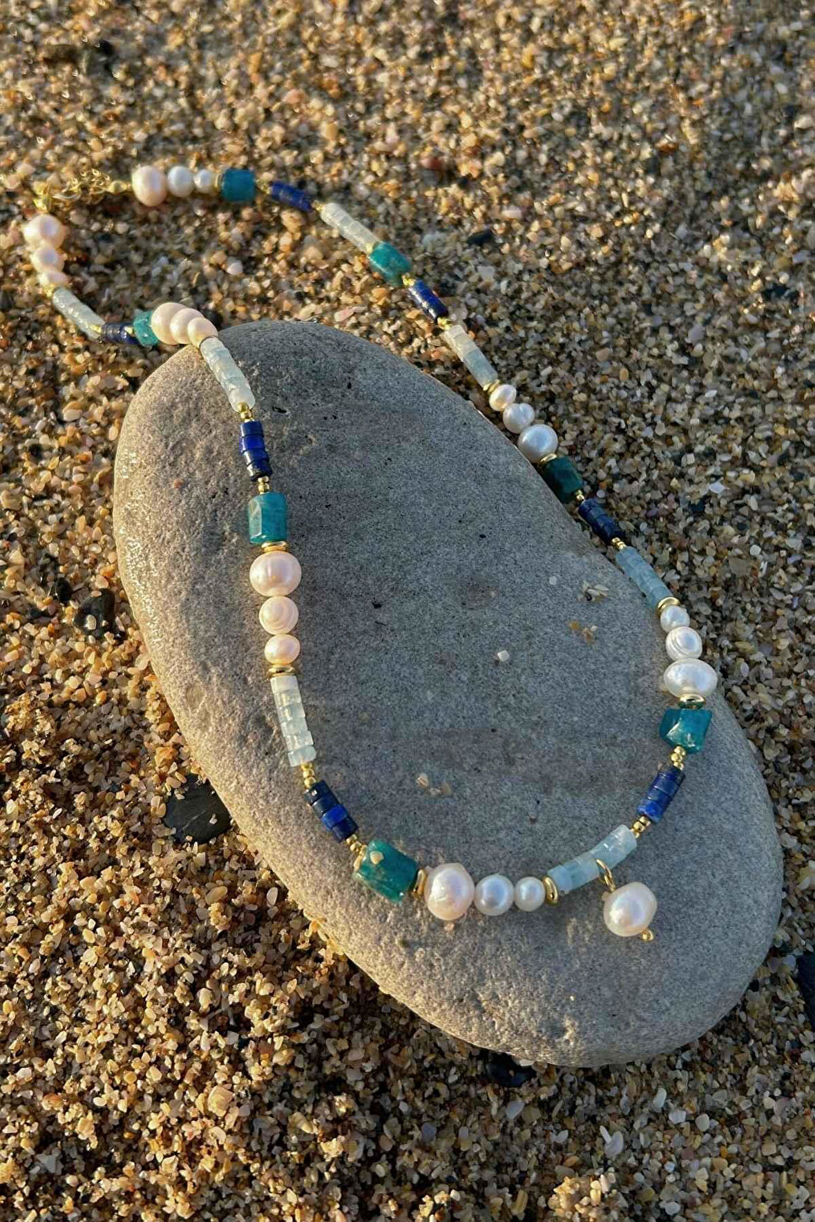 Mavi Esintisi Doğal Taş Kolyesi (Akuamarin, Apatit, Lapis Lazuli Taşı ve İnci)