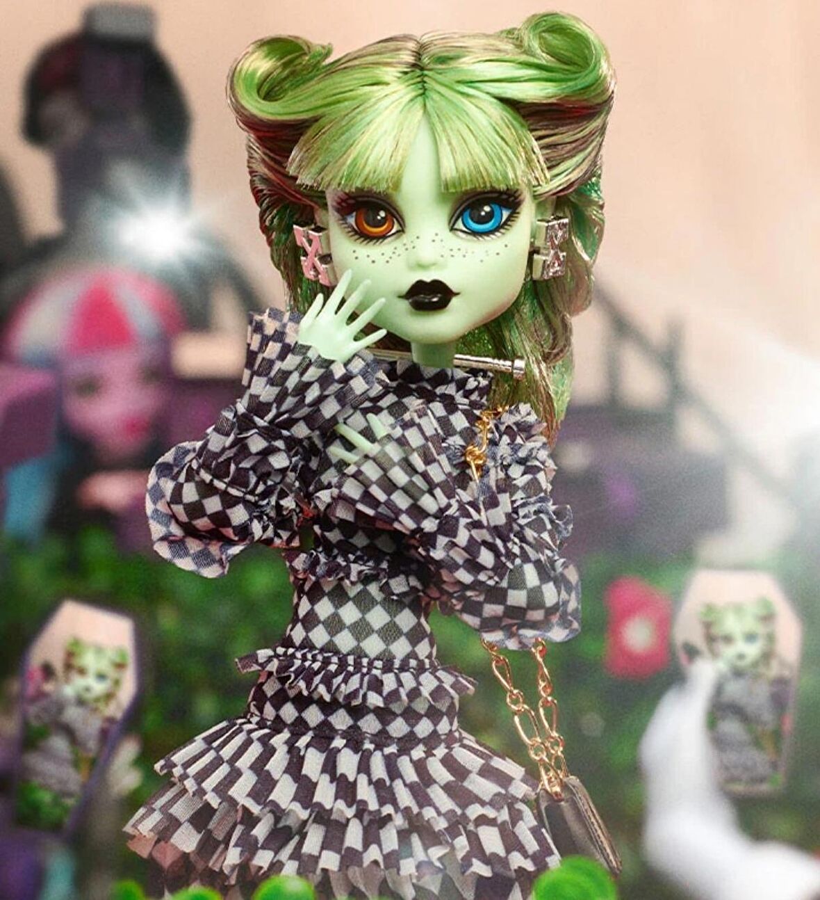 Monster High - Off-White c/o Monster High Harmonie Ghoul Doll