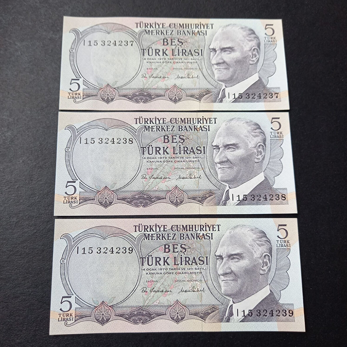 Escoines Koleksiyon 3996367e87a0bc5f78 ÇİL 6.Emisyon 2.Tertip I15 5 Türk Lira Seri takipli ÇİL para