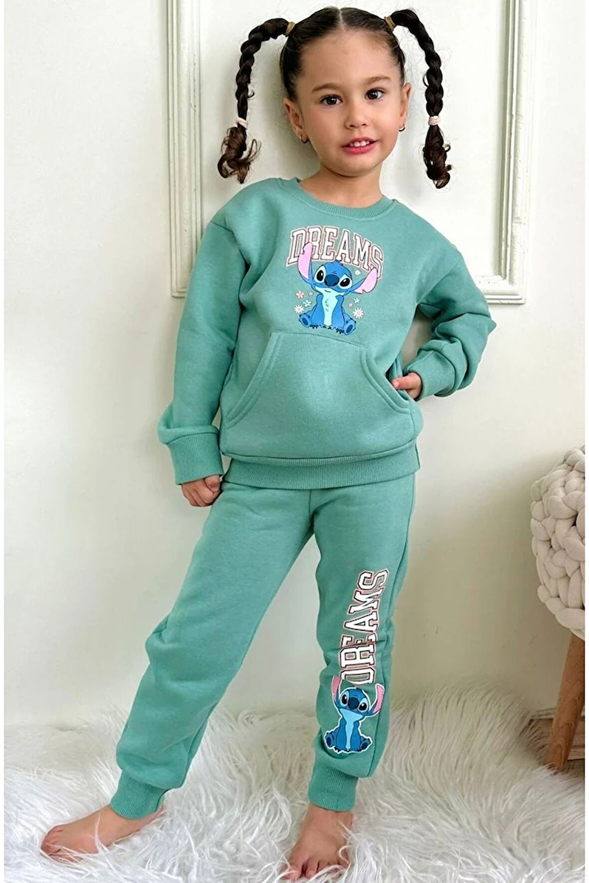 PJK3İ Stitch Desenli Yeşil Kanguru Cepli 3 İp Şardonlu %100 Pamuk Kız Çocuk Eşofman Takımı 3-10 Yaş 7334-Y