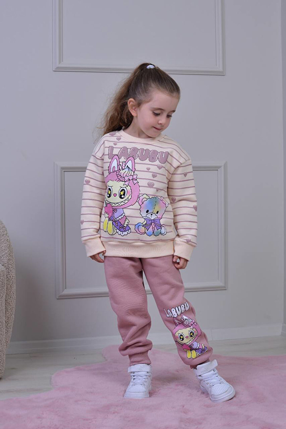 PJK3İ Labubu Desenli 3 İp Şardonlu %100 Pamuk Kız Çocuk Eşofman Takımı 3-10 Yaş 8249