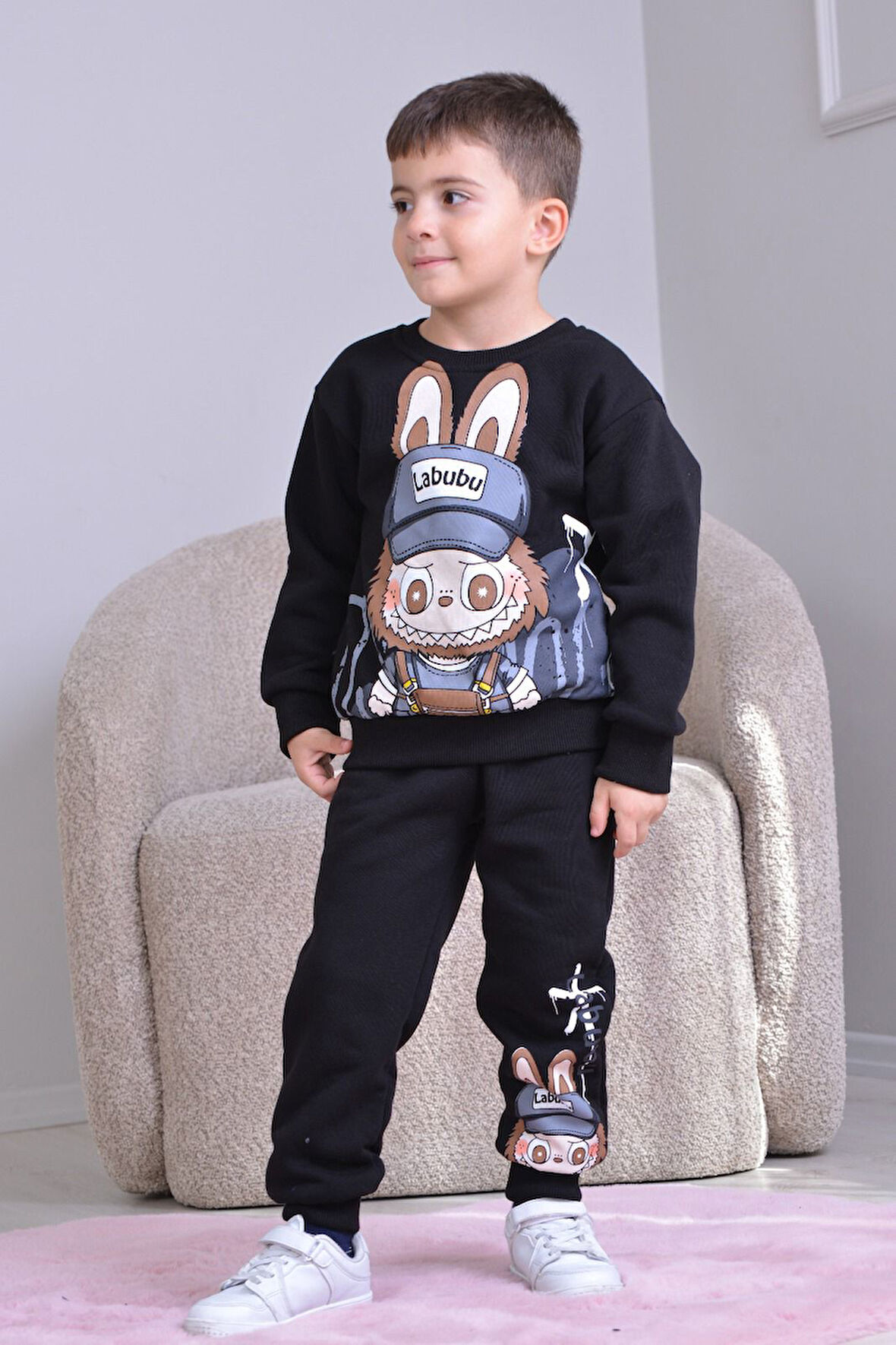 PJK3İ Labubu Desenli 3 İp Şardonlu %100 Pamuk Erkek Çocuk Eşofman Takımı 3-10 Yaş 8262