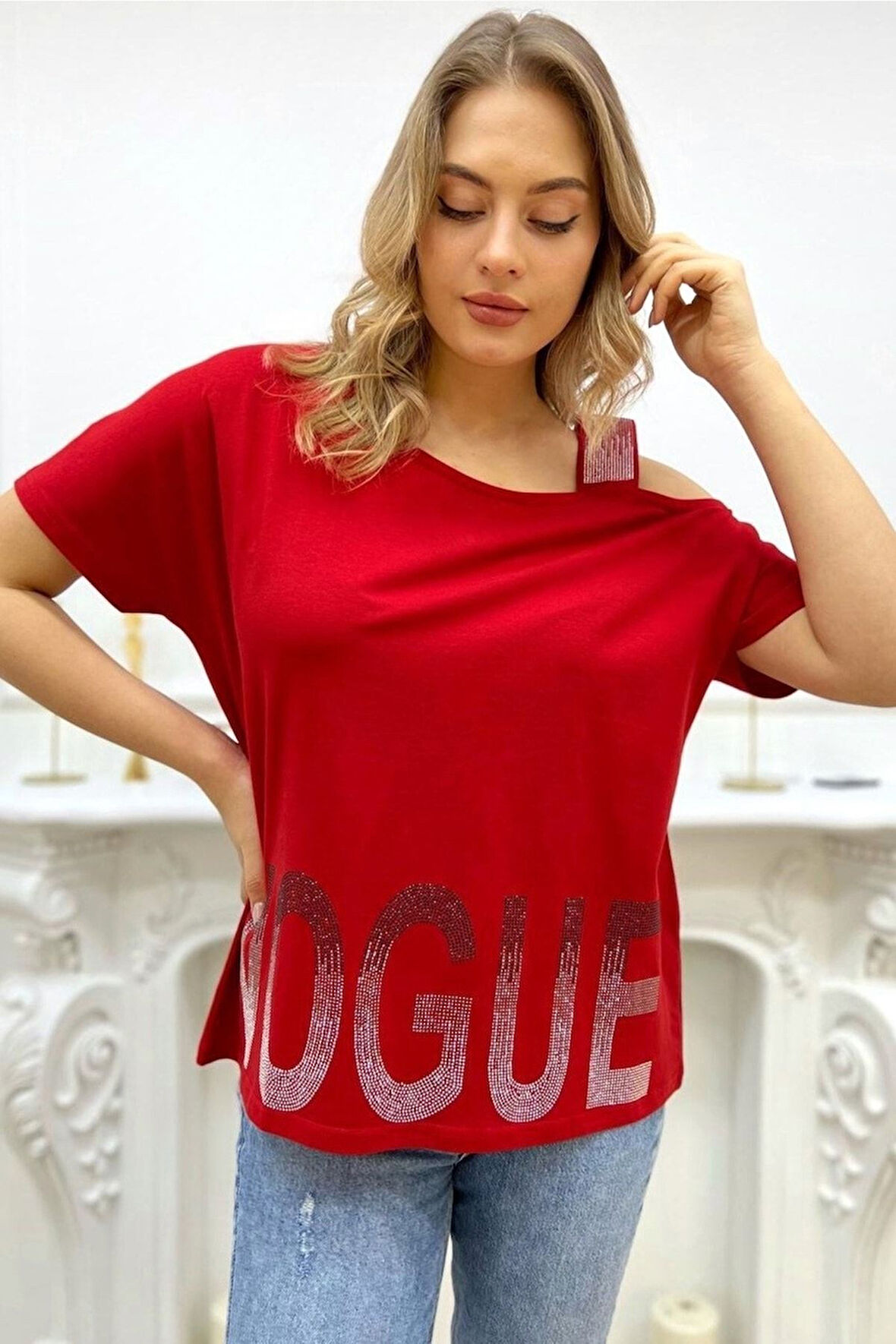 Bol Kesim Büyük Beden Tek Omzu Açık Askılı Crystal Taşlı Şık Rahat Beyaz Kadın Pamuk T-shirt