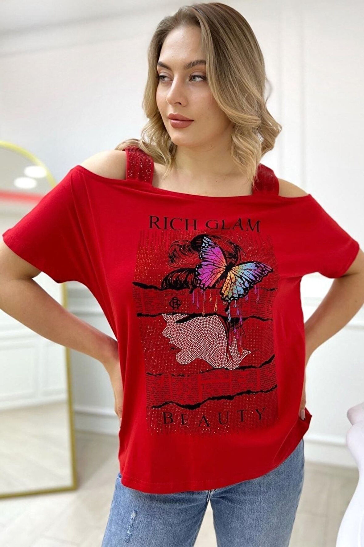 Büyük Beden Siyah Omuzları Açık Baskılı Crystal Taşlı Pamuk Kadın T-shirt