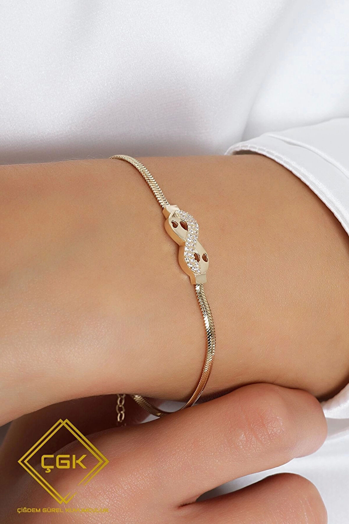 Balık Sırtı Sonsuzluk Altın Bileklik