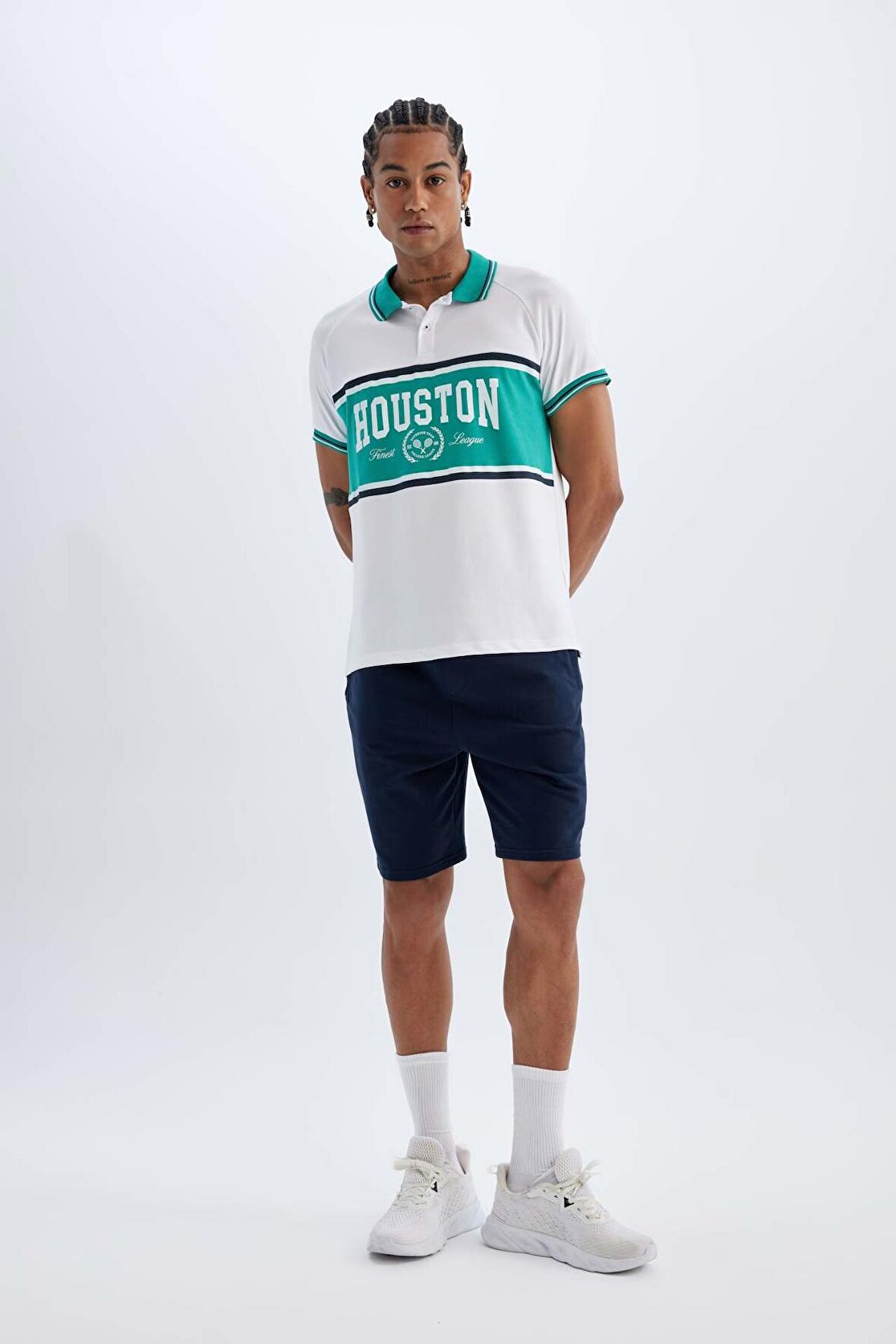 DeFactoFit Standart Fit Sporcu Basic Düz Kısa Paça Şort C0427AX24SMNV146