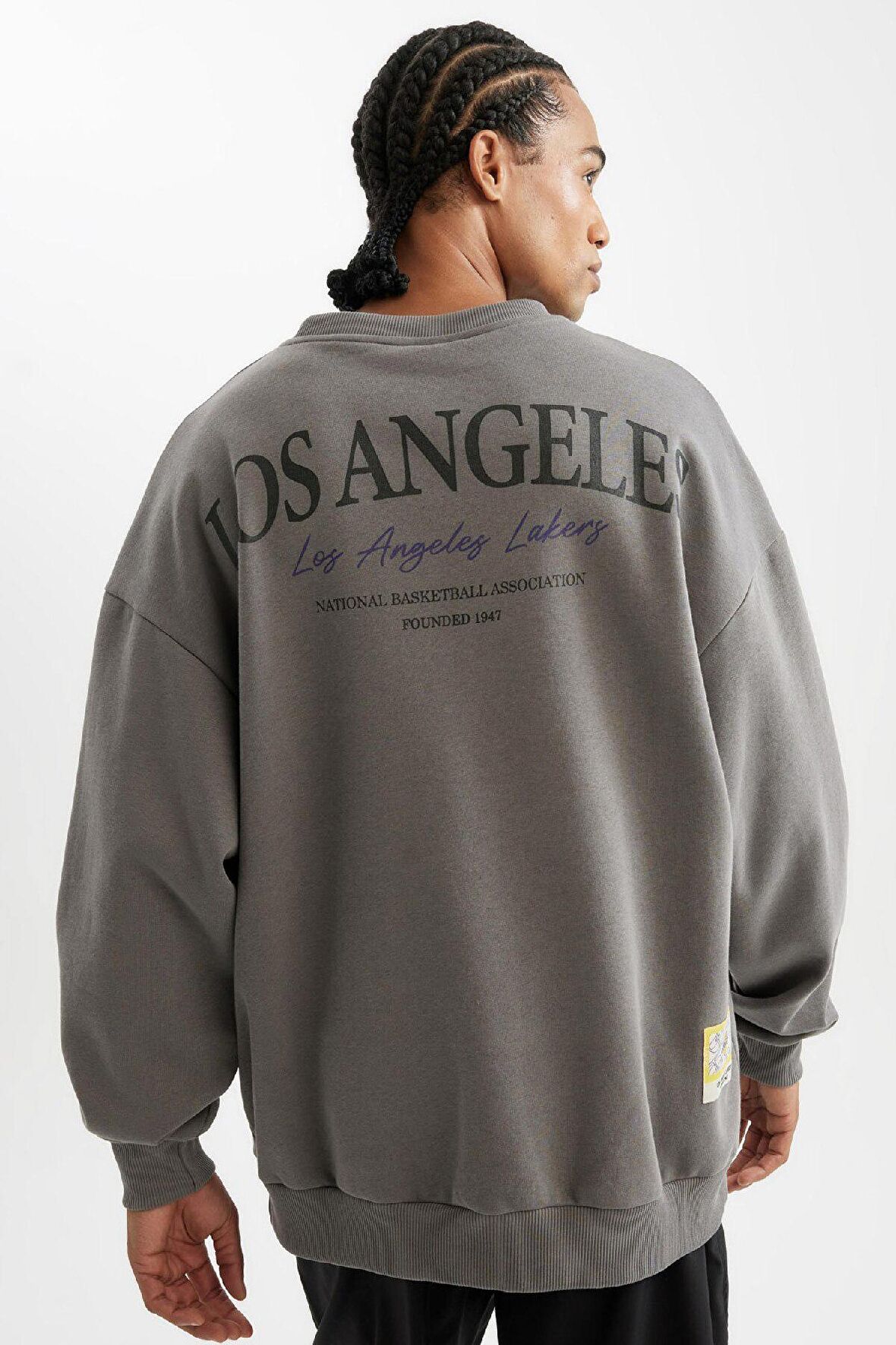 DeFactoFit NBA Los Angeles Lakers Oversize Geniş Kalıp Bisiklet Yaka Sırt Baskılı Kalın Sweatshirt C9254AX24AUGR211