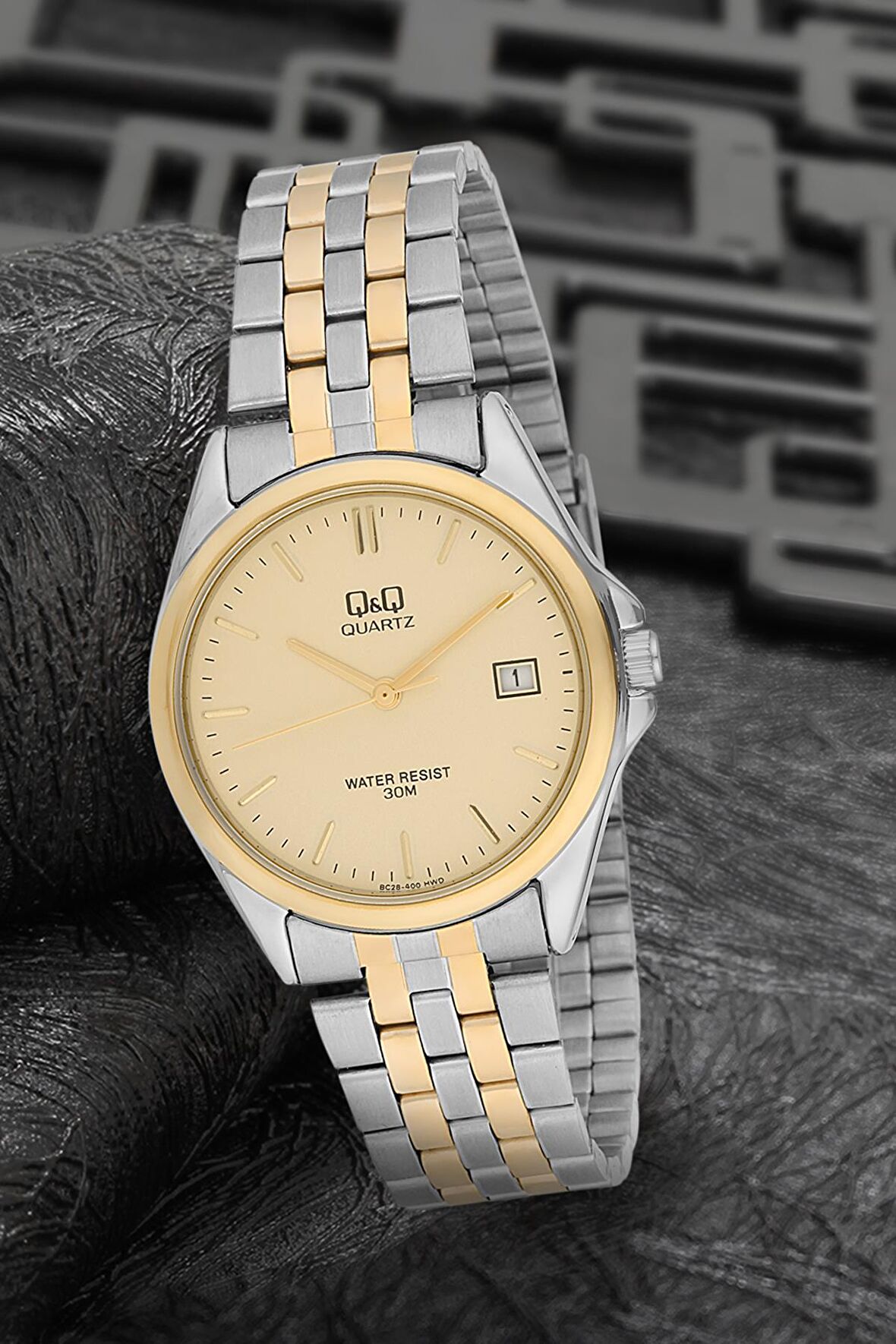 Q&Q 3F136 Kadın Takvimli Kol Saati