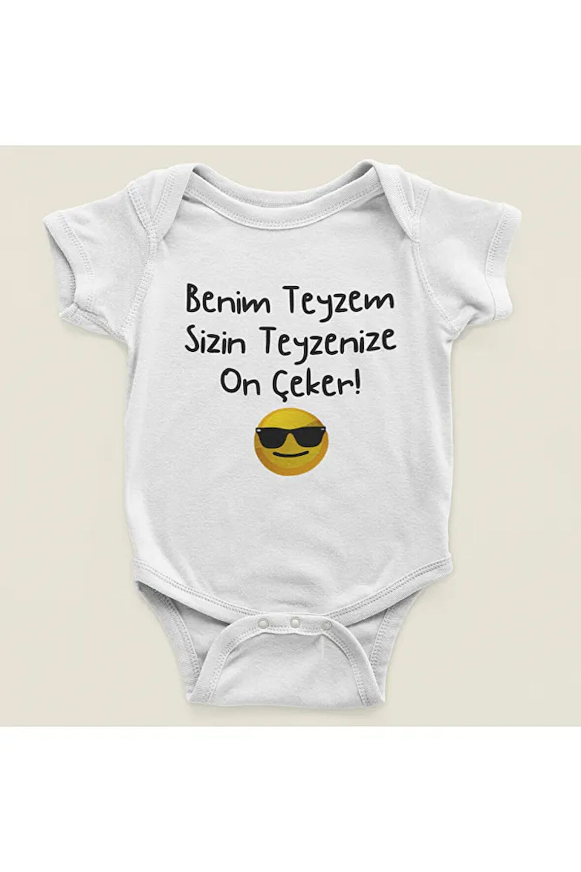 Benim Teyzem Sizin Teyzenize On Çeker ! Yazılı Pamuklu Yumuşak Unisex Çıtçıtlı Body Zıbın
