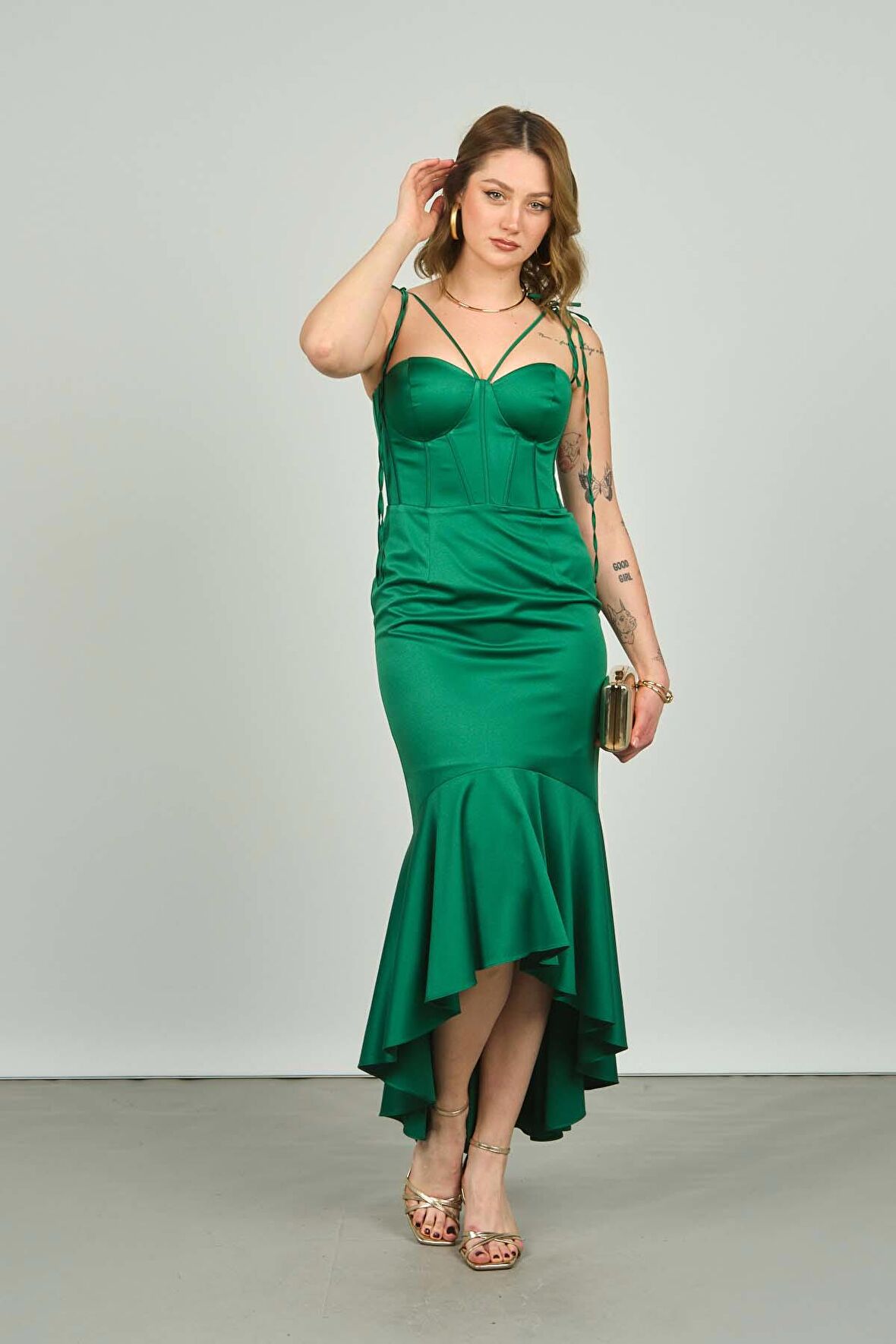 Escoll Kadın Önü Balenli Saten Abiye Elbise 2046 Zümrüt