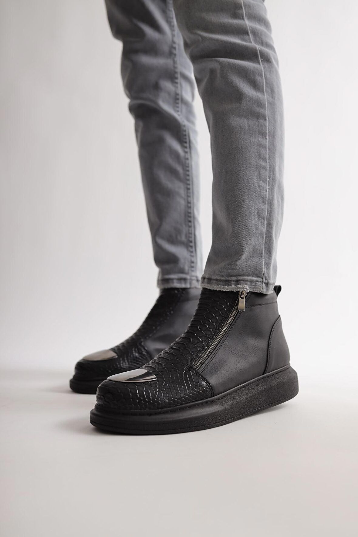 Chekich CH133 Timsah Garni SIYAH