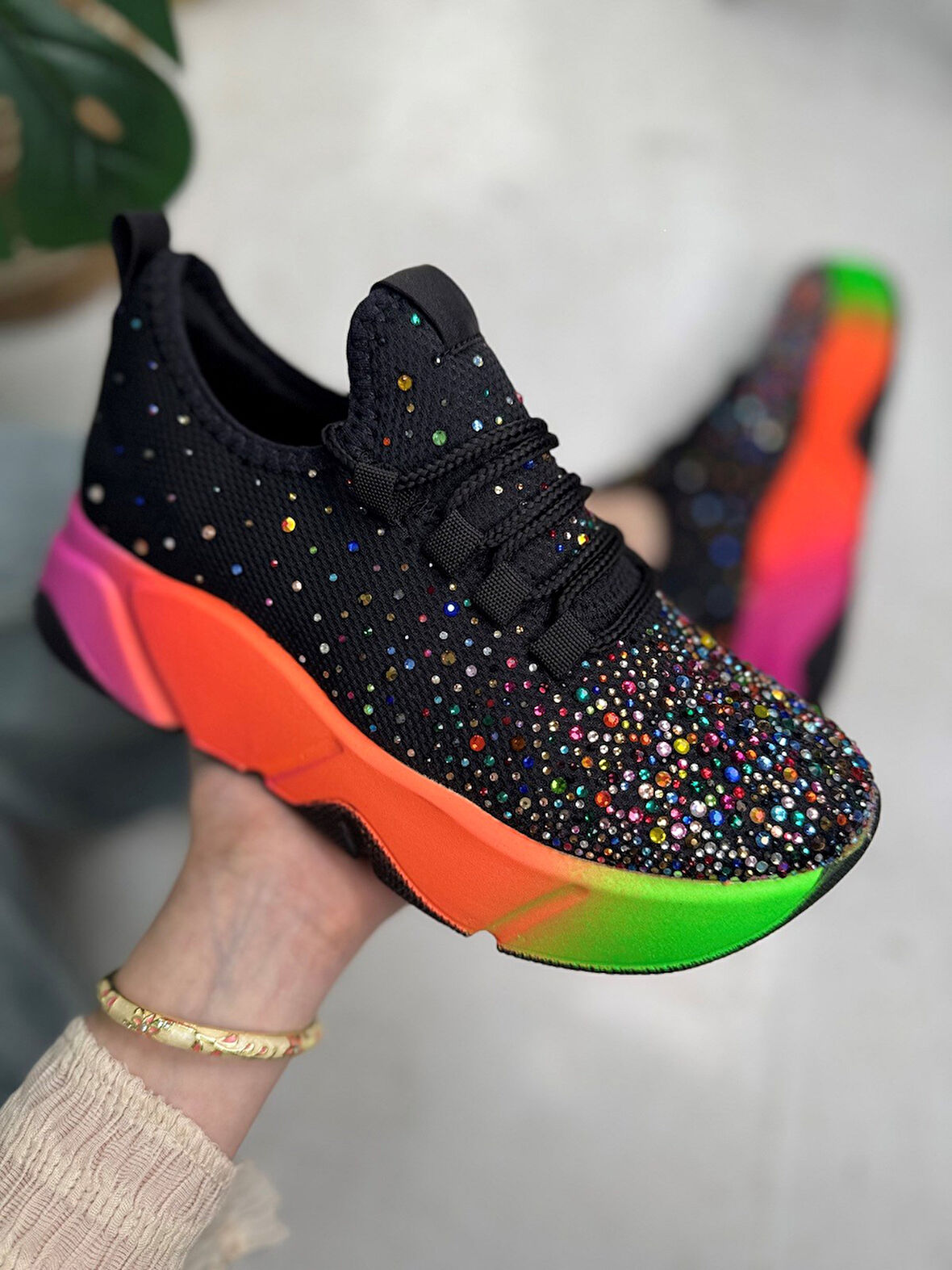 Günlük Kadın Spor Ayakkabı Taşlı Bağcıklı Hafif Kalın Yüksek Renkli Taban Yürüyüş Sneaker 403