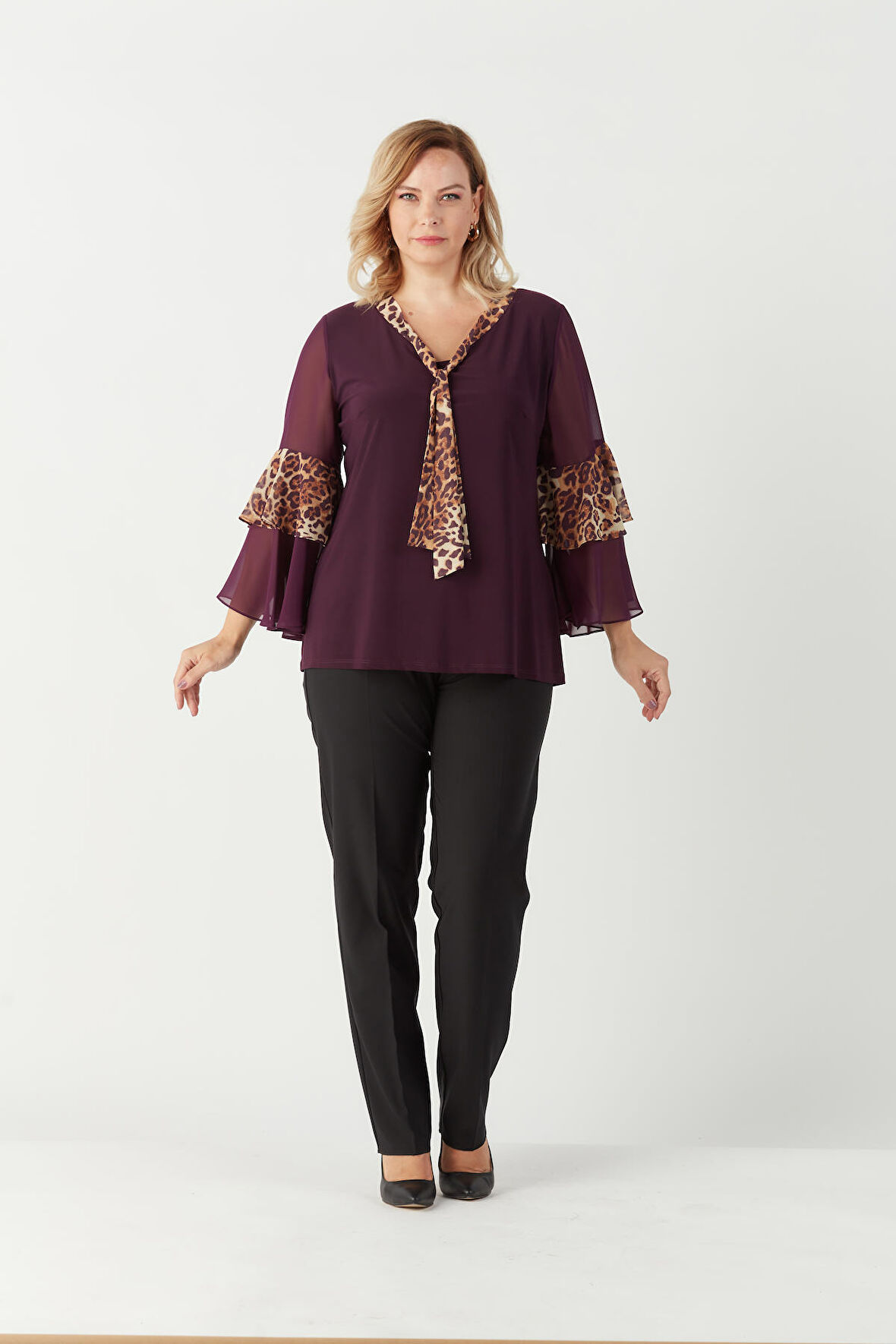 4039 Leopar Desenli Volan Kollu Büyük Beden Bluz Mürdüm